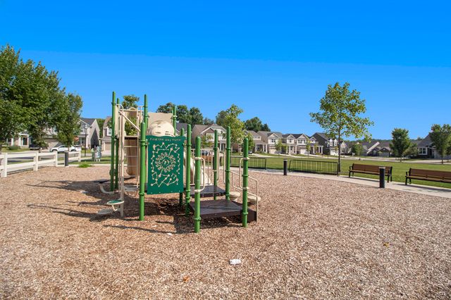 2865 Dillon Drive, Ann Arbor, MI 48105