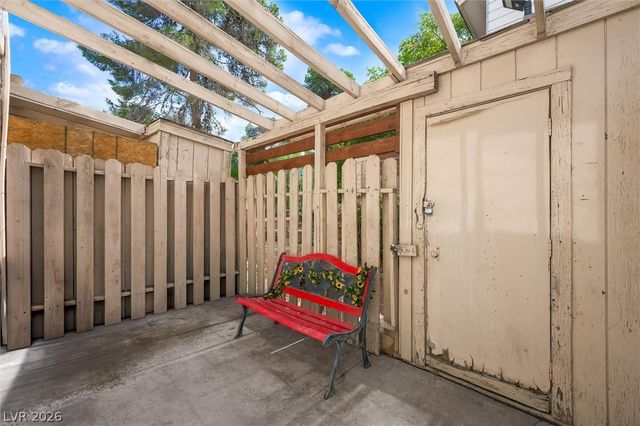 4770 Topaz Street 7, Las Vegas, NV 89121