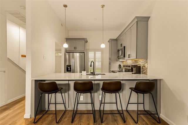 4015 Holland Avenue 103, Dallas, TX 75219