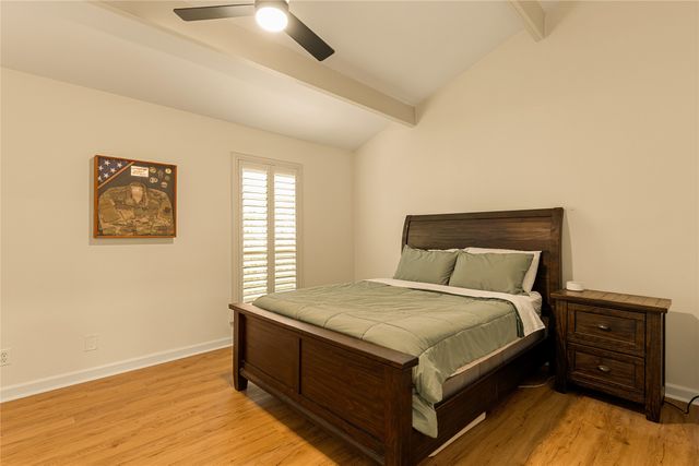 4015 Holland Avenue 103, Dallas, TX 75219