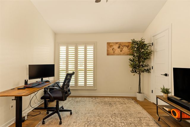 4015 Holland Avenue 103, Dallas, TX 75219