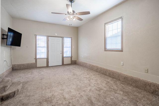 1117 E Estes Ave, Midland, TX 79701