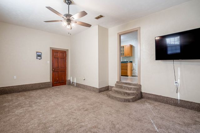 1117 E Estes Ave, Midland, TX 79701