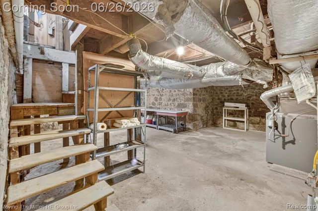46800 W 11 Mile Road, Novi, MI 48374