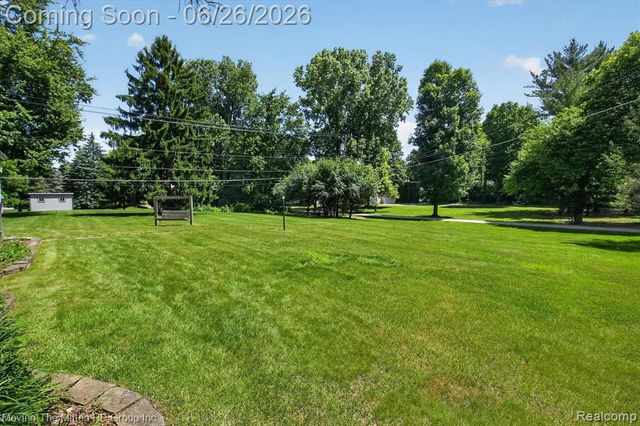 46800 W 11 Mile Road, Novi, MI 48374