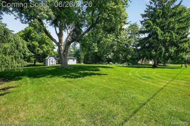 46800 W 11 Mile Road, Novi, MI 48374