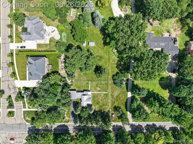 46800 W 11 Mile Road, Novi, MI 48374