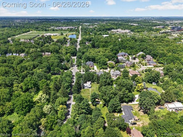 46800 W 11 Mile Road, Novi, MI 48374