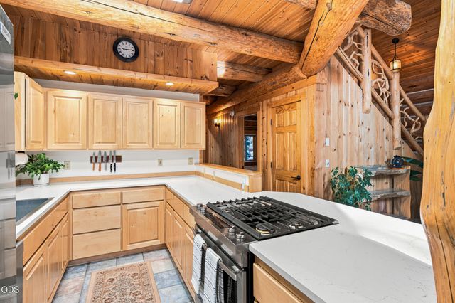 16087 Lava Drive, La Pine, OR 97739