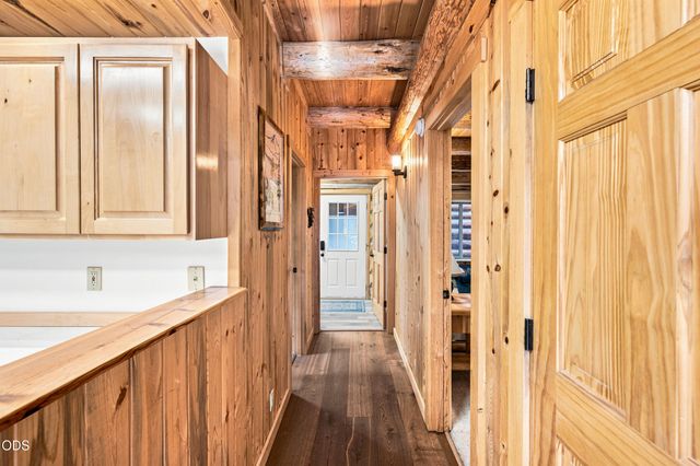 16087 Lava Drive, La Pine, OR 97739