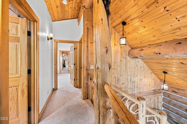 16087 Lava Drive, La Pine, OR 97739