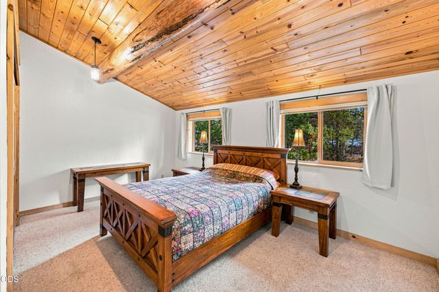 16087 Lava Drive, La Pine, OR 97739