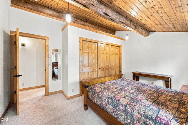 16087 Lava Drive, La Pine, OR 97739