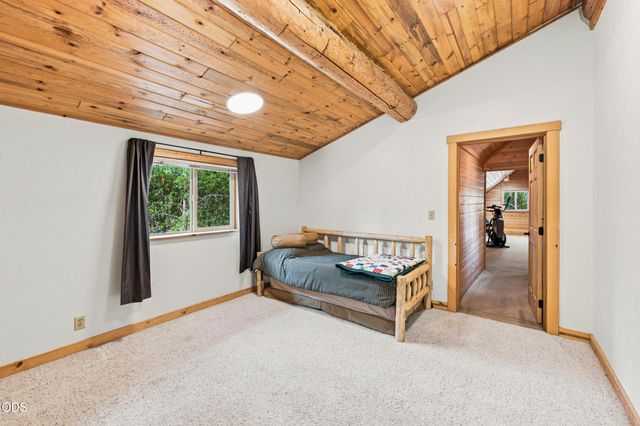 16087 Lava Drive, La Pine, OR 97739