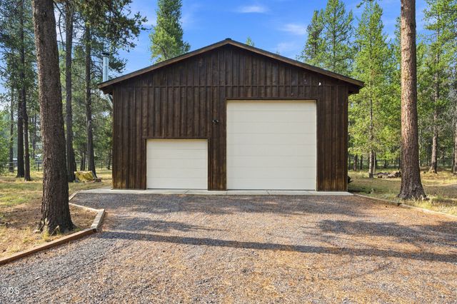 16087 Lava Drive, La Pine, OR 97739