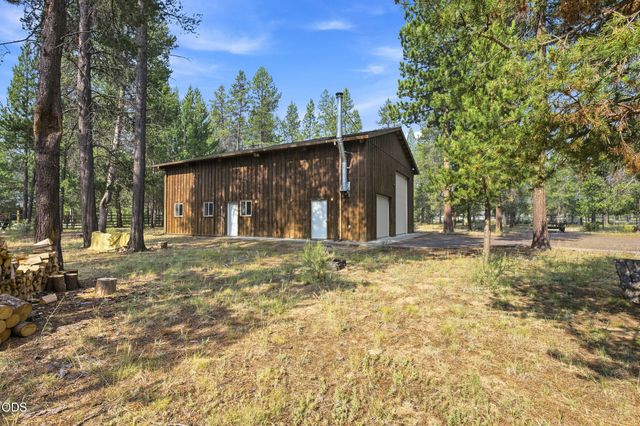 16087 Lava Drive, La Pine, OR 97739