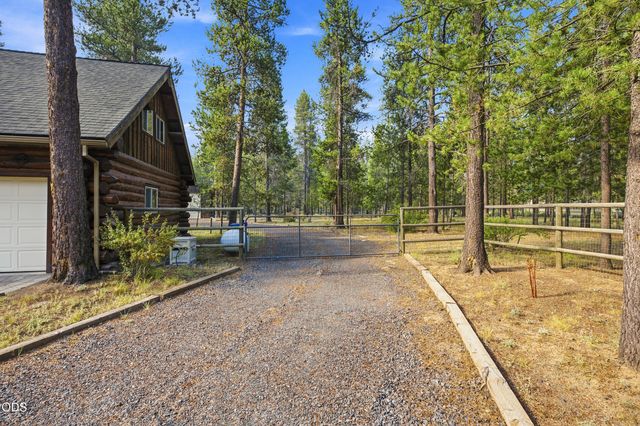 16087 Lava Drive, La Pine, OR 97739