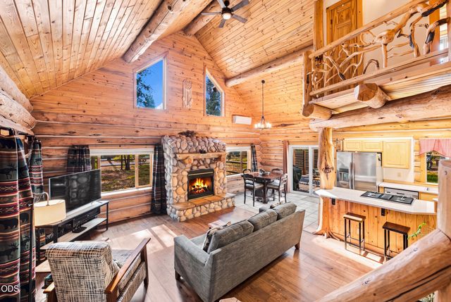 16087 Lava Drive, La Pine, OR 97739