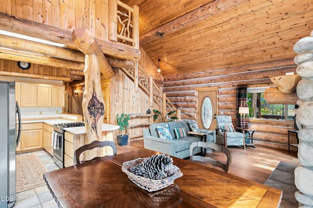 16087 Lava Drive, La Pine, OR 97739