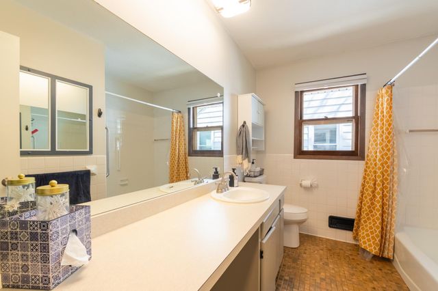 4531 Oliver Avenue N, Minneapolis, MN 55412