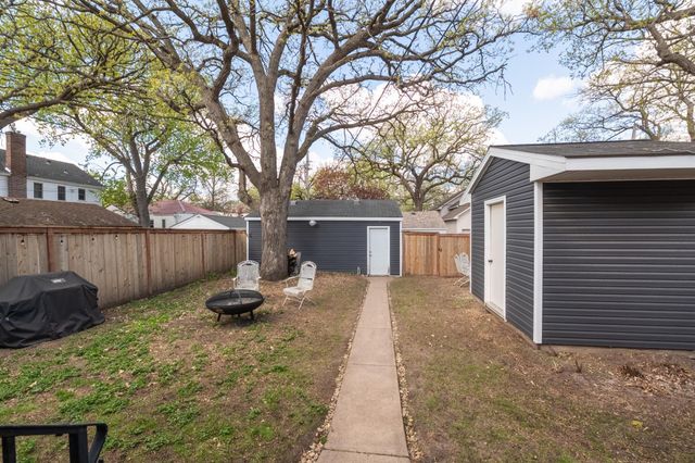 4531 Oliver Avenue N, Minneapolis, MN 55412