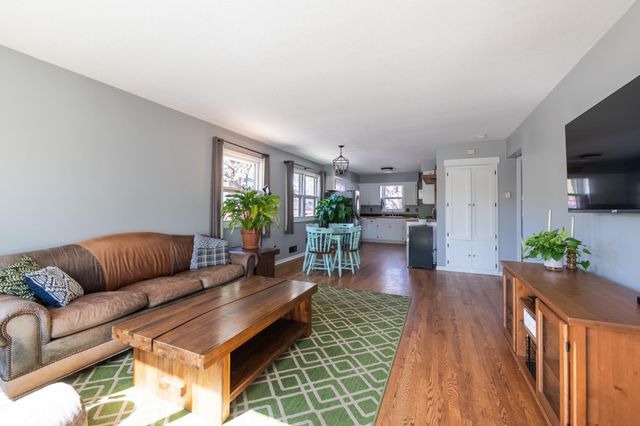4531 Oliver Avenue N, Minneapolis, MN 55412