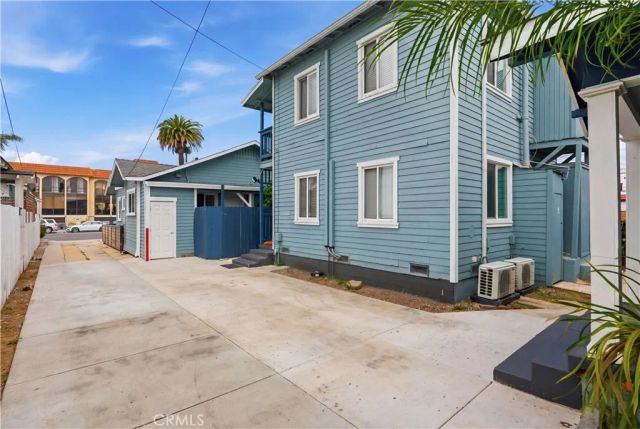 236 Redondo, Long Beach, CA 90803