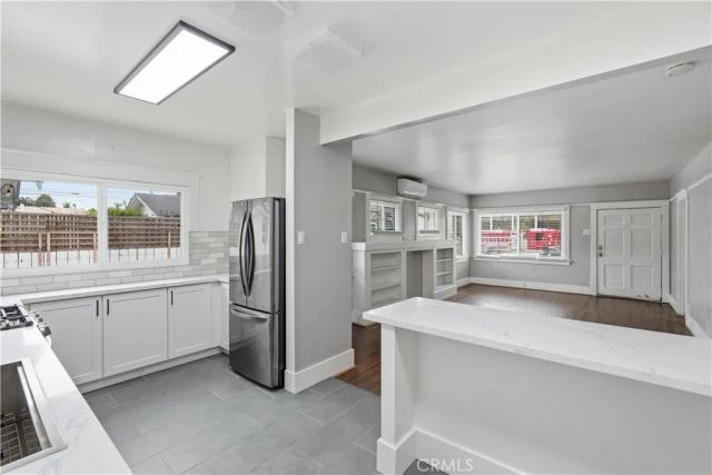 236 Redondo, Long Beach, CA 90803