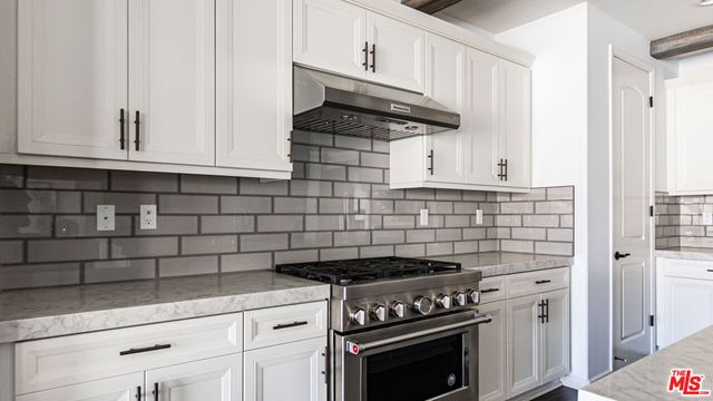 16130 Gallery Heights Drive, Riverside, CA 92504