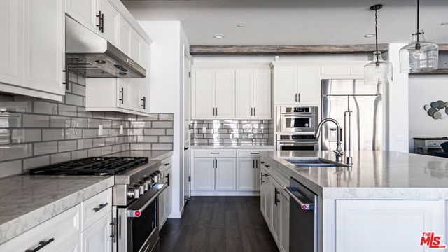 16130 Gallery Heights Drive, Riverside, CA 92504