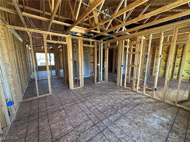 430 Honeycrisp Drive NE, Louisville, OH 44641