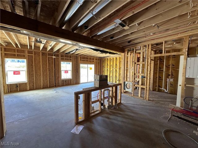 430 Honeycrisp Drive NE, Louisville, OH 44641