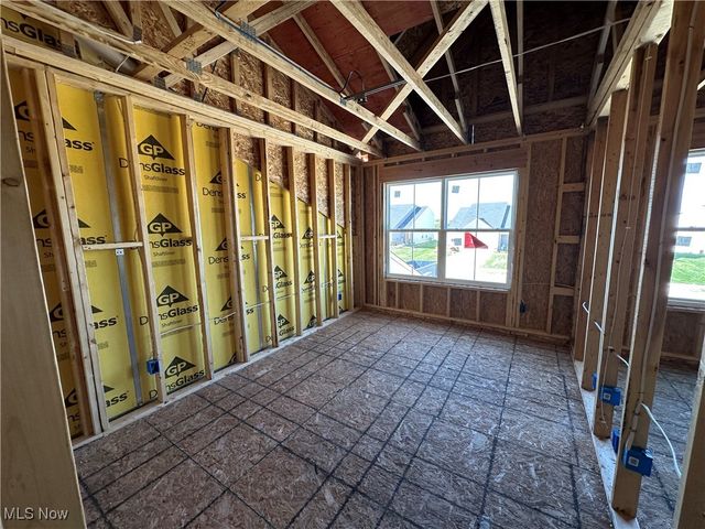 430 Honeycrisp Drive NE, Louisville, OH 44641