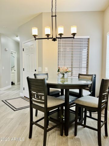 492 E RAINBOW Drive, Chandler, AZ 85249