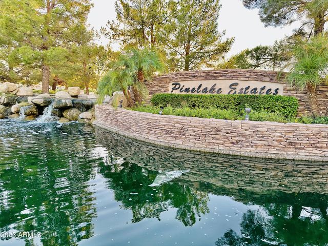 492 E RAINBOW Drive, Chandler, AZ 85249