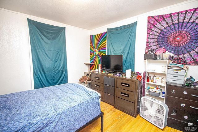 10 Lincoln Circle, Junction City, KS 66441