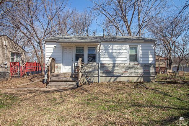 10 Lincoln Circle, Junction City, KS 66441