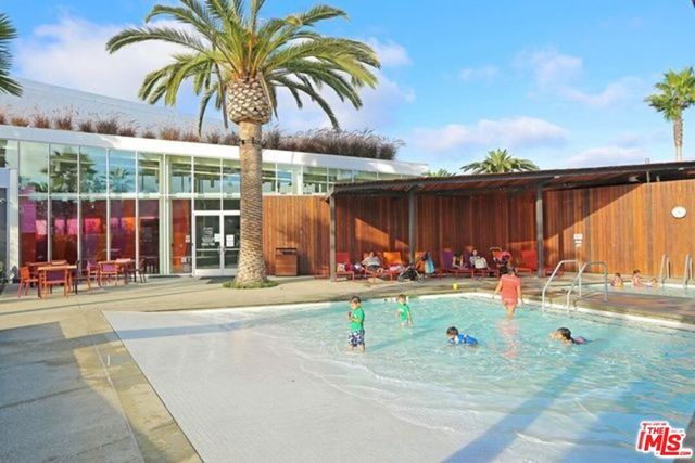 6581 Seabluff Drive 11, Los Angeles, CA 90094