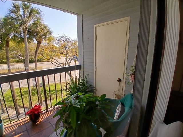 12209 SW 14th Ln 1305, Miami, FL 33184