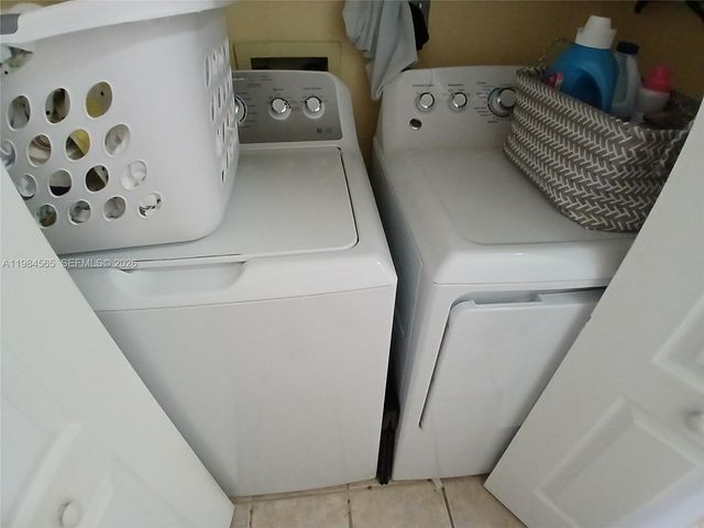 12209 SW 14th Ln 1305, Miami, FL 33184