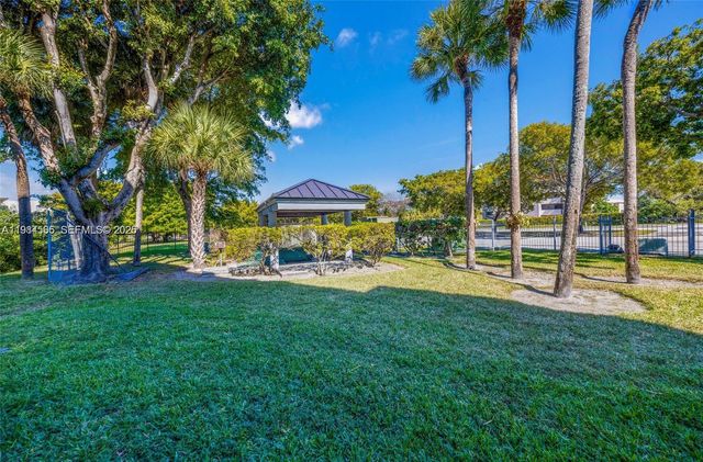 12209 SW 14th Ln 1305, Miami, FL 33184