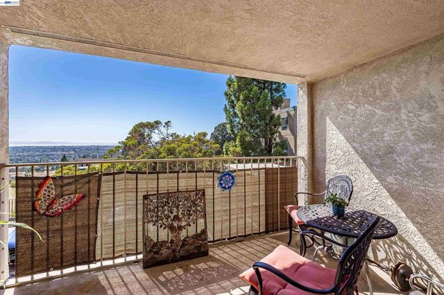 2505 Miramar Ave 114, Castro Valley, CA 94546