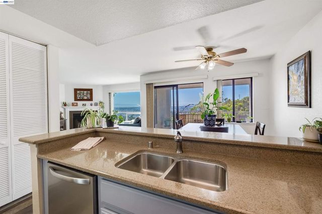 2505 Miramar Ave 114, Castro Valley, CA 94546