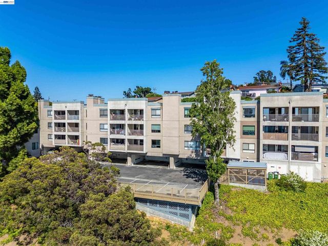 2505 Miramar Ave 114, Castro Valley, CA 94546
