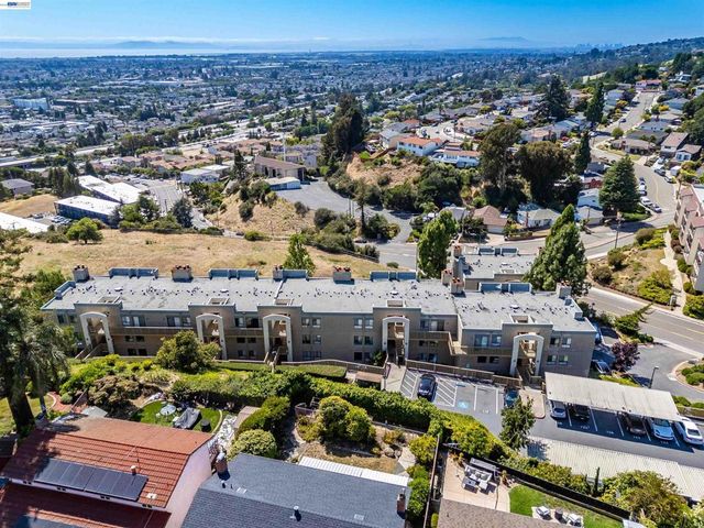 2505 Miramar Ave 114, Castro Valley, CA 94546
