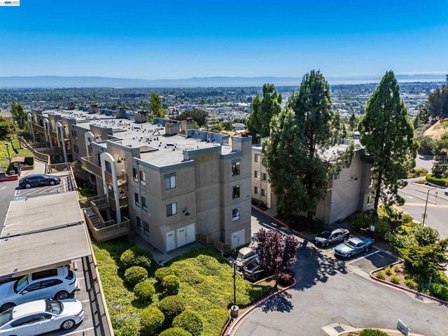 2505 Miramar Ave 114, Castro Valley, CA 94546