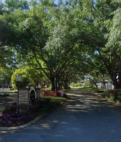 2329 OAK PARK WAY 204, Orlando, FL 32822