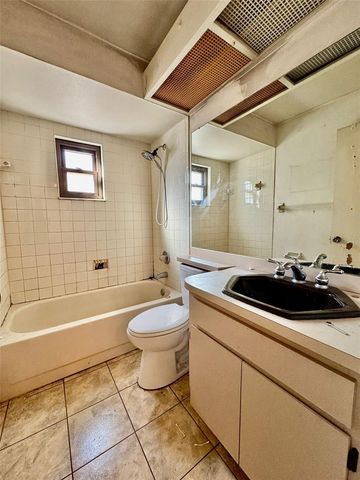 2173 CYPRESS POINT DRIVE N, Clearwater, FL 33763