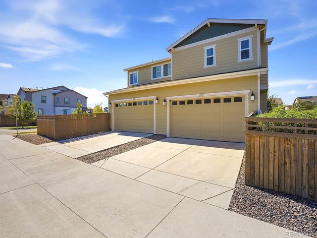 21331 E 60th Ave, Aurora, CO 80019