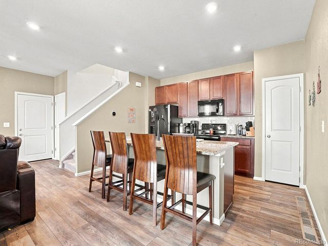 21331 E 60th Ave, Aurora, CO 80019